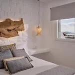Tagoo Bay * Tagoo (Mykonos)